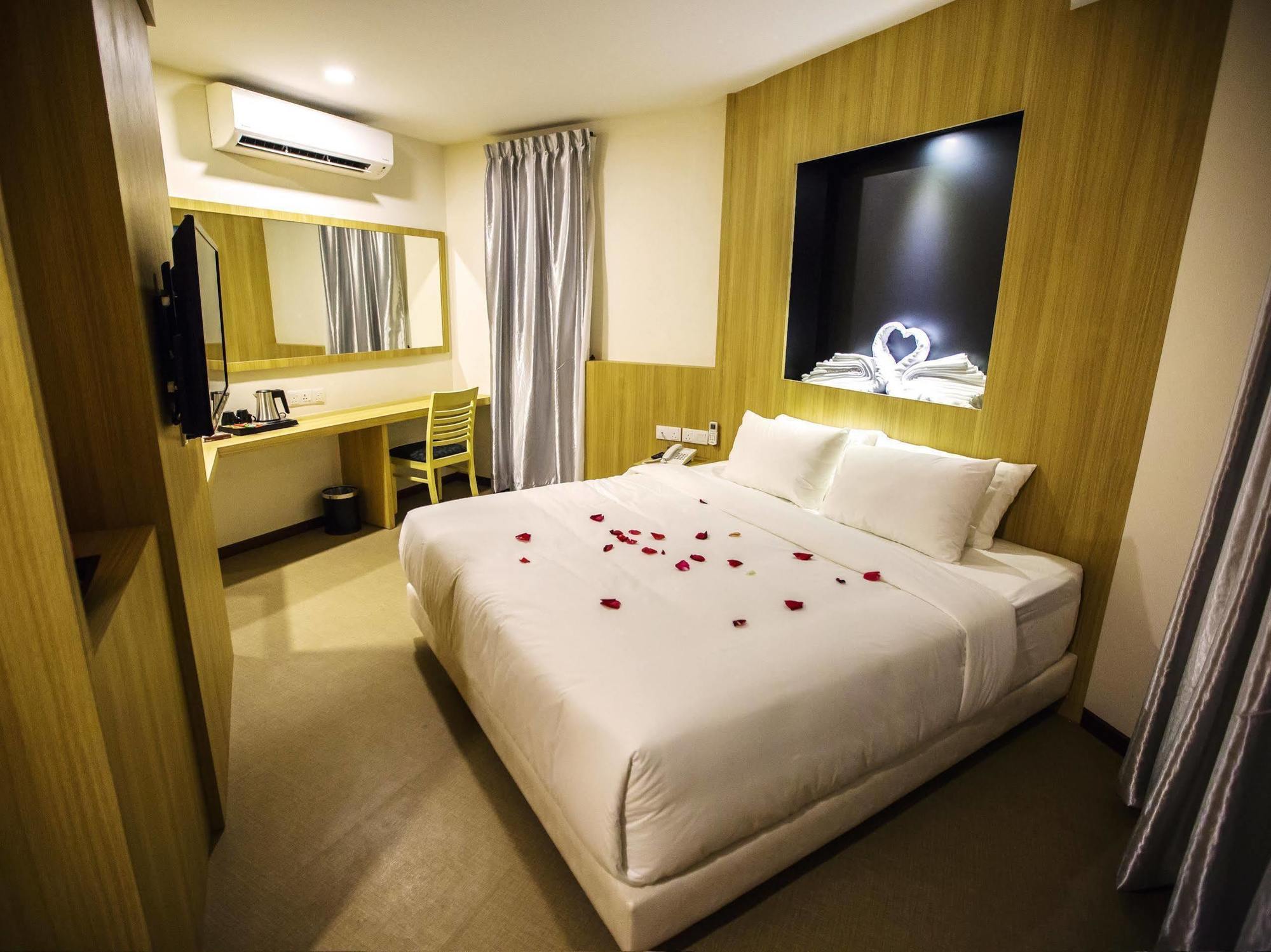 Rs Boutique Hotel Kluang Bagian luar foto